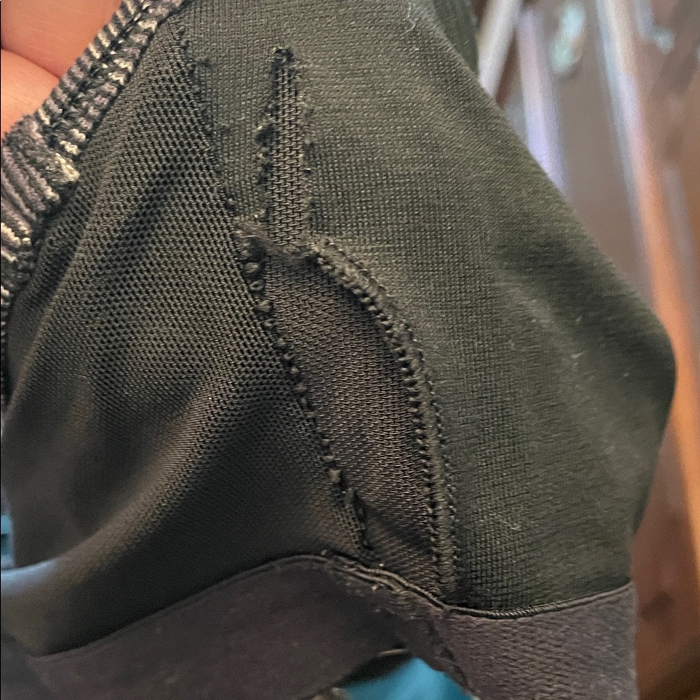 lululemon athletica Power Y Womens 6 Black & Grey Top Yoga Activewear - Picture 7 of 8